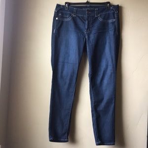 Dark wash skinny jeans